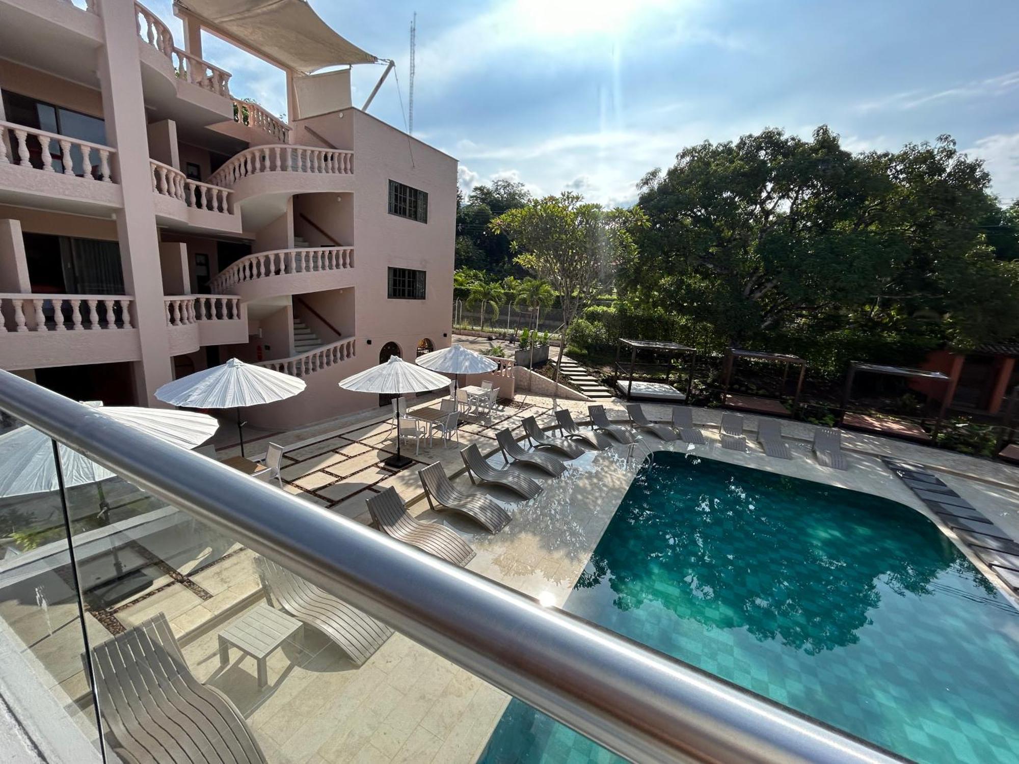 Del Tropico Hotel Sopetran Buitenkant foto