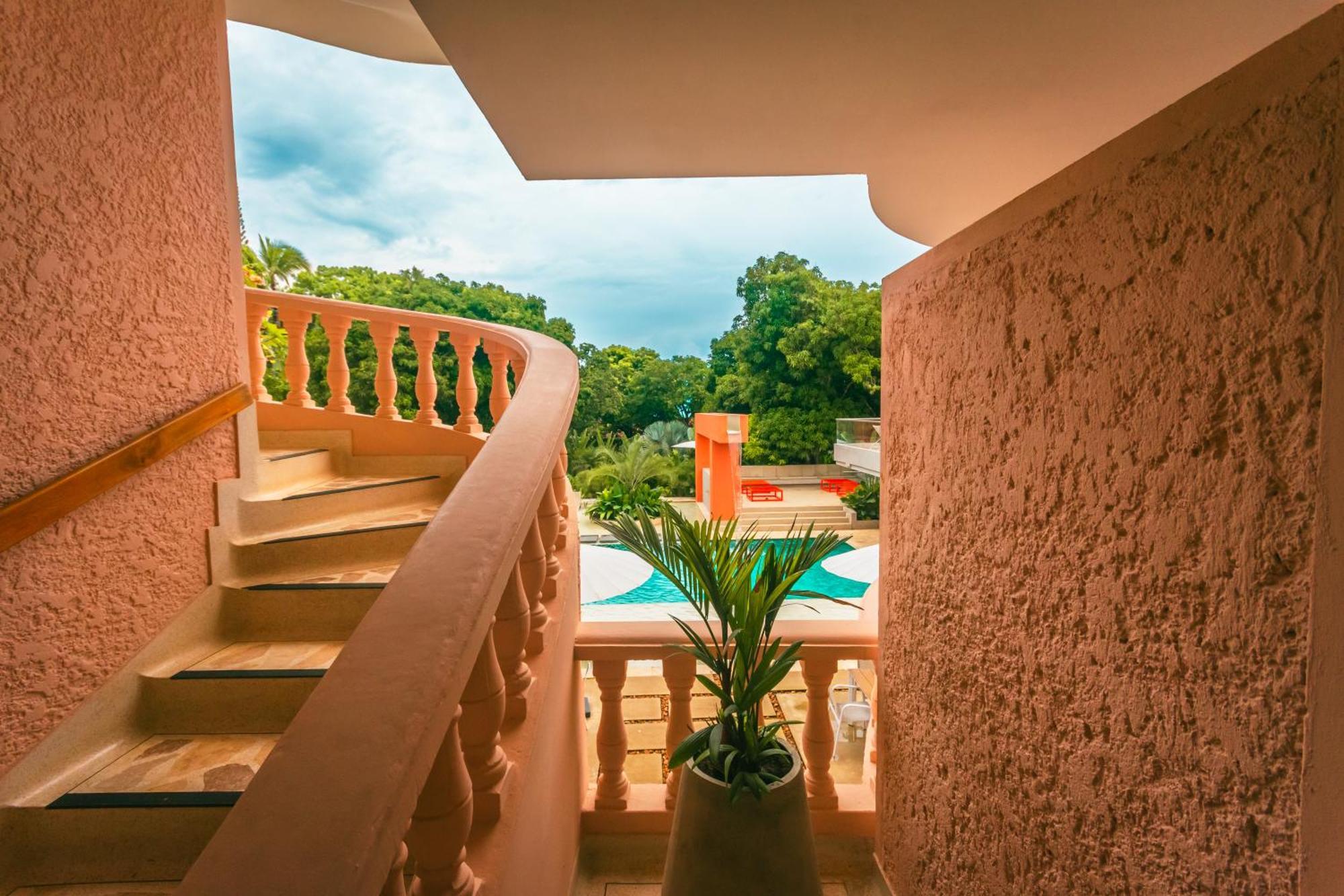 Del Tropico Hotel Sopetran Buitenkant foto
